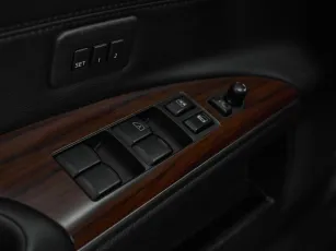 Nissan  14