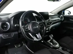 Kia  10