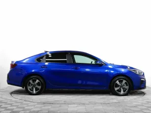 Kia  4