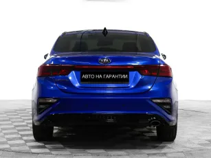 Kia  6