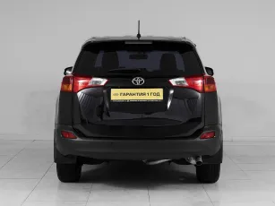 Toyota  5