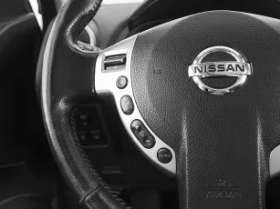 Nissan  10