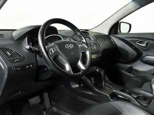 Hyundai  12
