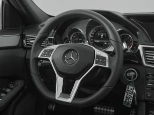 Mercedes-Benz  11