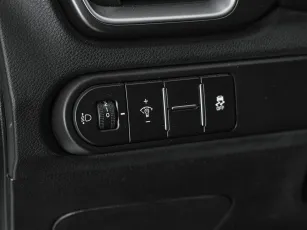 Kia  14