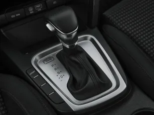 Kia  17