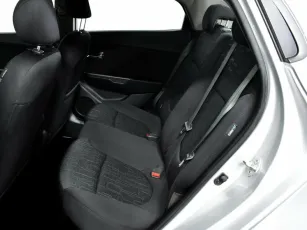 Kia  10