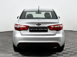 Kia  6