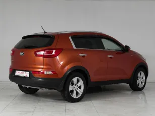 Kia  6
