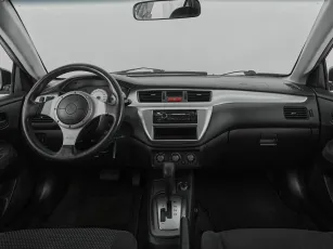 Mitsubishi  8