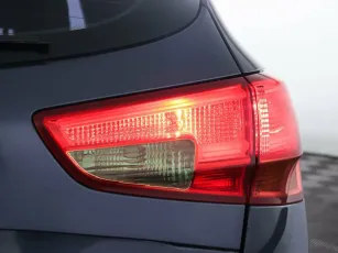 Kia  8