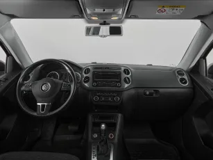Volkswagen  8