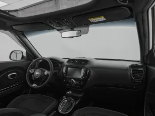 Kia  10