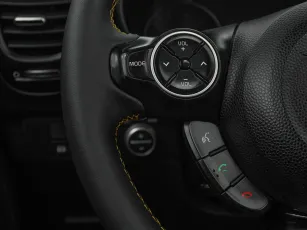 Kia  12