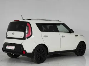 Kia  6