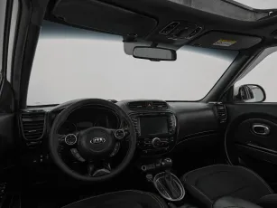 Kia  8