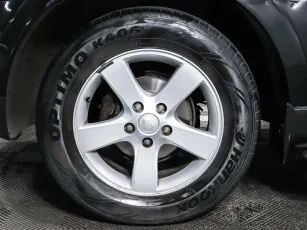 SsangYong  9