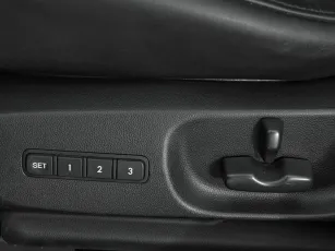 Mazda  12