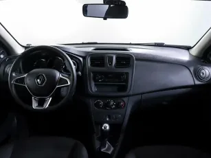 Renault  9