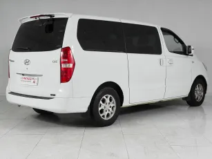 Hyundai  6