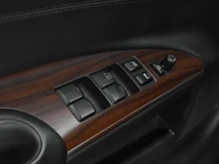 Nissan  13