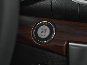 Nissan  14