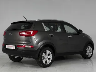 Kia  6