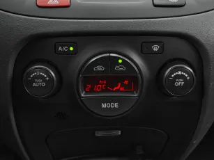 Kia  13