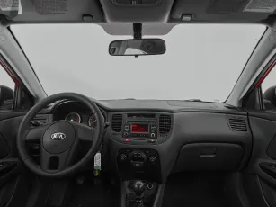Kia  8