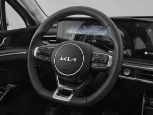 Kia  11