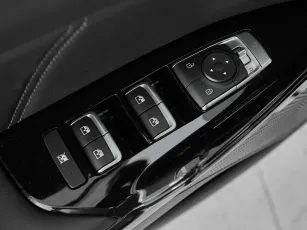Kia  14