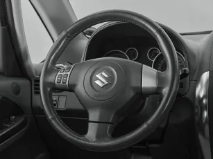 Suzuki  10
