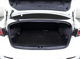 Mitsubishi  16