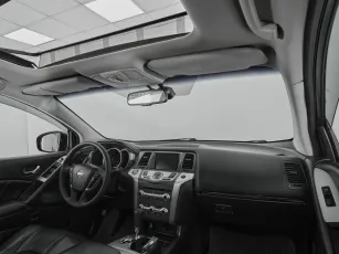 Nissan  10