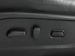 Nissan  15