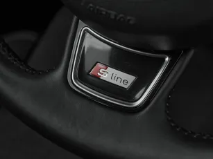 Audi  11