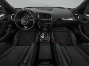 Audi  8