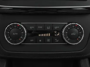 Mercedes-Benz  23