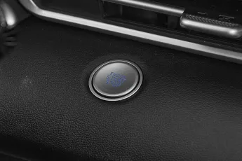 Hyundai  15