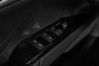 Toyota  13