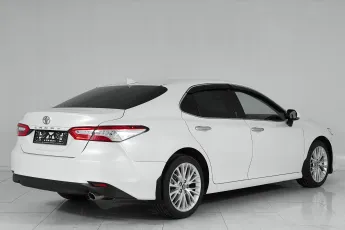 Toyota  6