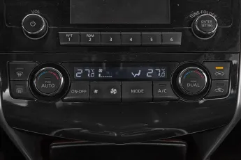 Nissan  16