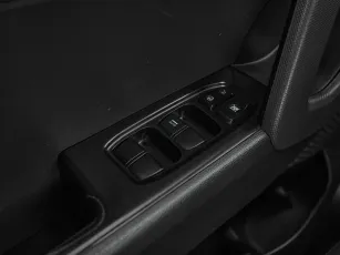 Hyundai  11