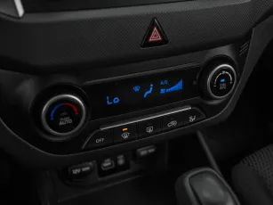 Hyundai  16