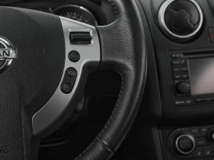 Nissan  13