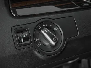 Volkswagen  12