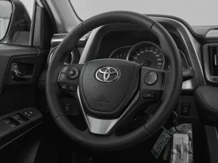 Toyota  12