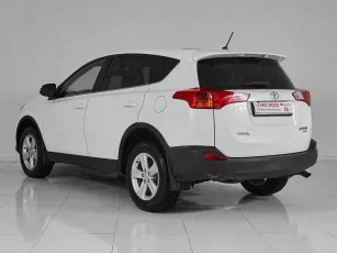Toyota  4