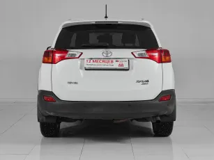 Toyota  5