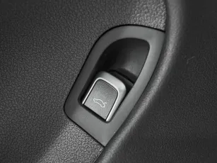 Audi  13